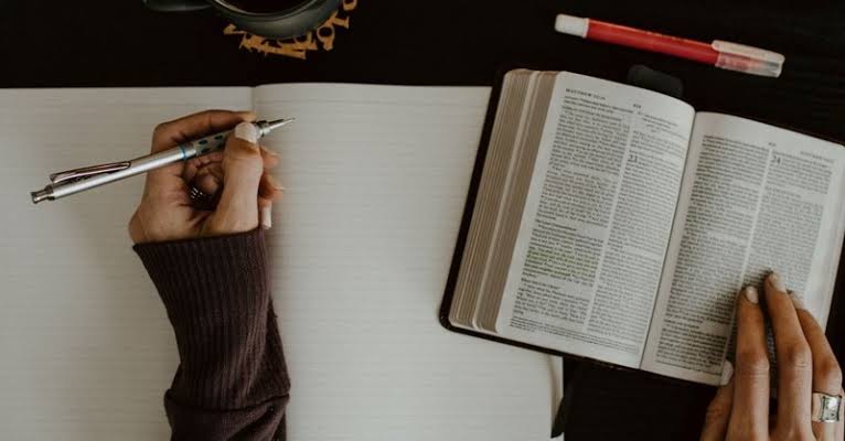 Take notes during&nbsp;prayers